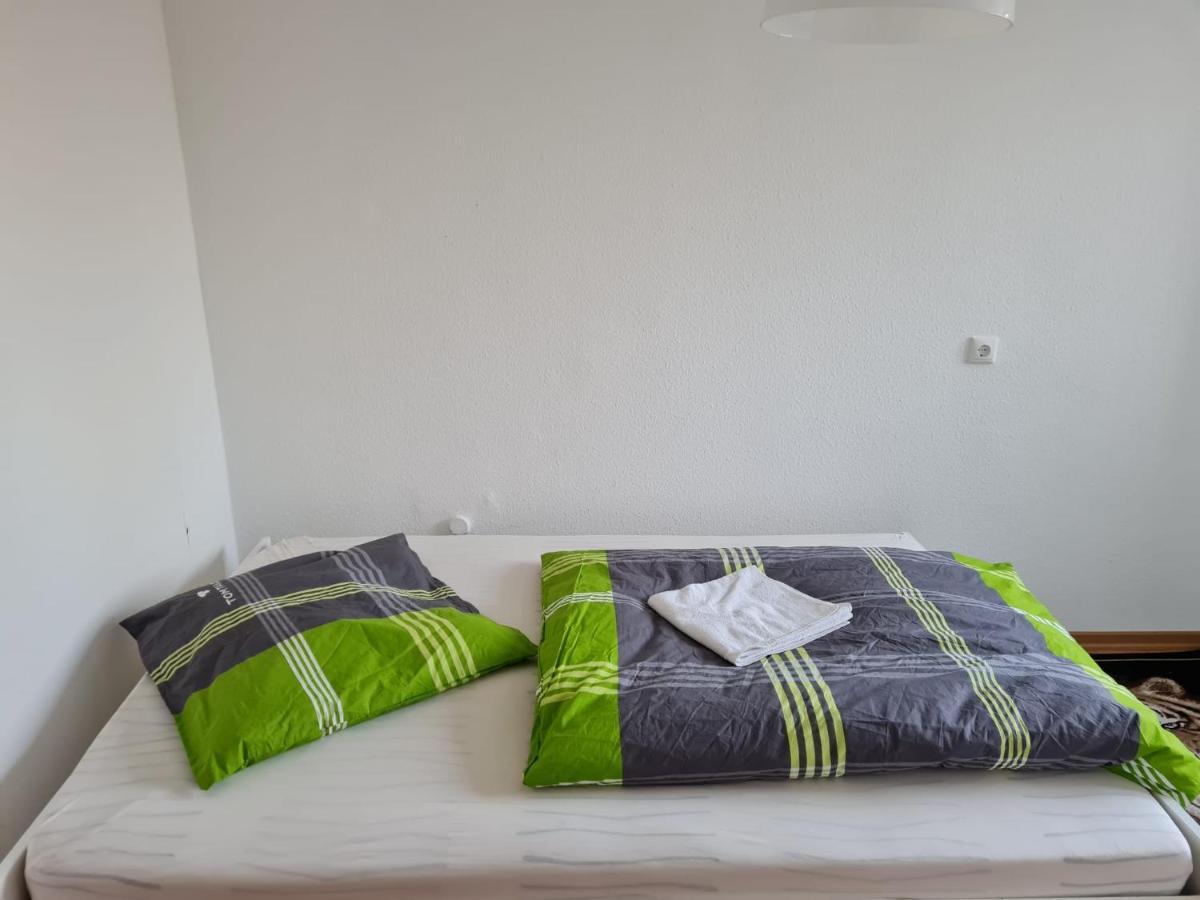 Ruhige Und Erholsame Wohnung Mit Balkon Gottingen Exterior photo